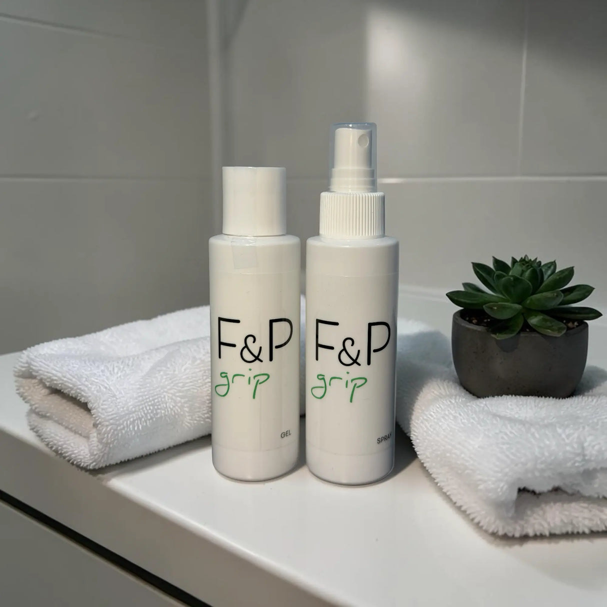 F&P Grip Gel y Spray 100ml hecho en España por VIVE POLE | Agarre Pole Dance