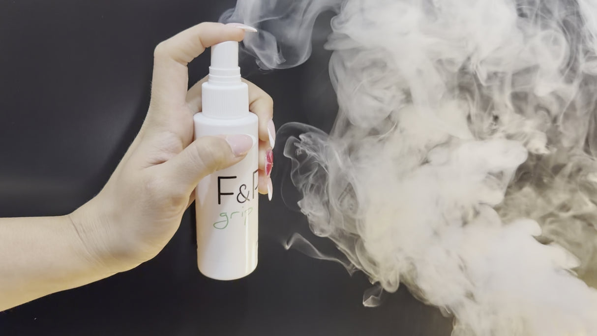 F&P Grip Spray 100ml hecho en España por VIVE POLE | Agarre Pole Dance